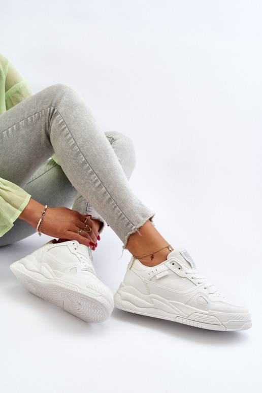 Moteriškos Sneakers modelio batai Big Star NN274667 baltos spalvos