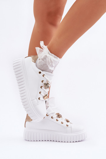 Sneakers modelio batai Moteriškos Z Przypinkami baltos spalvos Grelesi 2