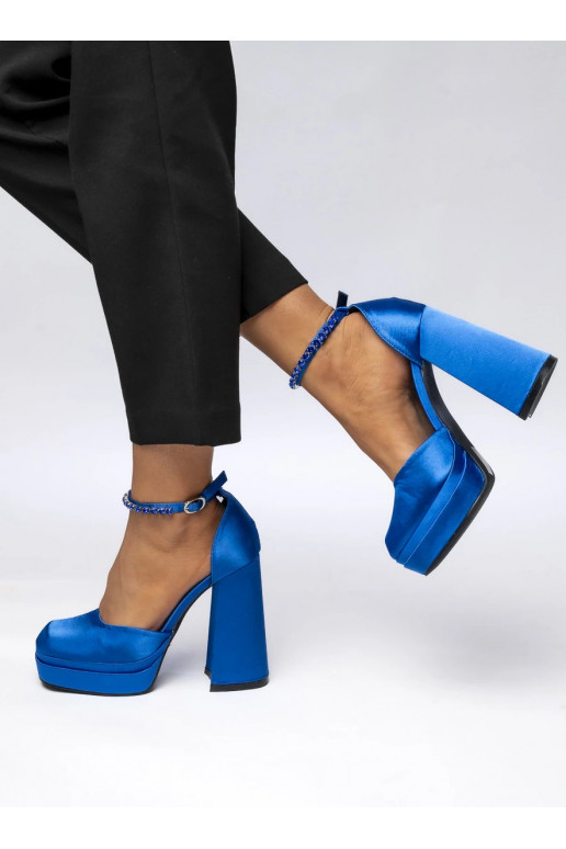 Moteriškos Bateliai su platforma LARISSA BLUE