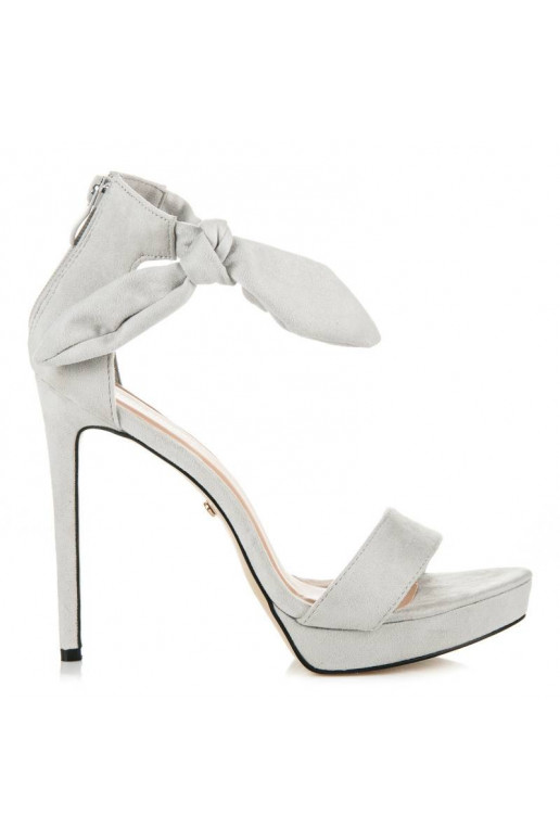 Zomšiniai pilki aukštakulniai...