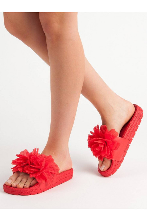 Raudonos spalvos Šlepetės su gėlėmis...