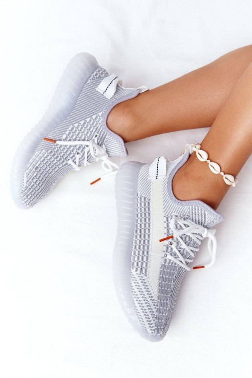 Sportinio stiliaus batai su guminiais...