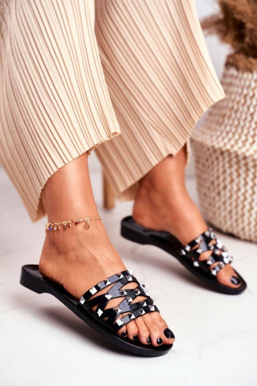 Šlepetės juodos spalvos guminės su...