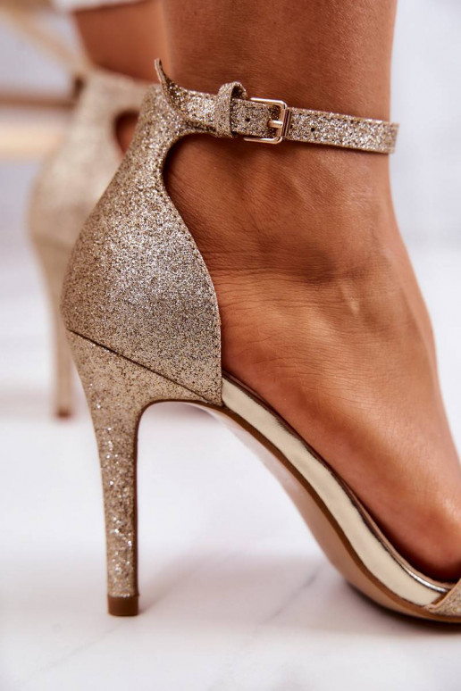 Moteriškos basutės su plonais...