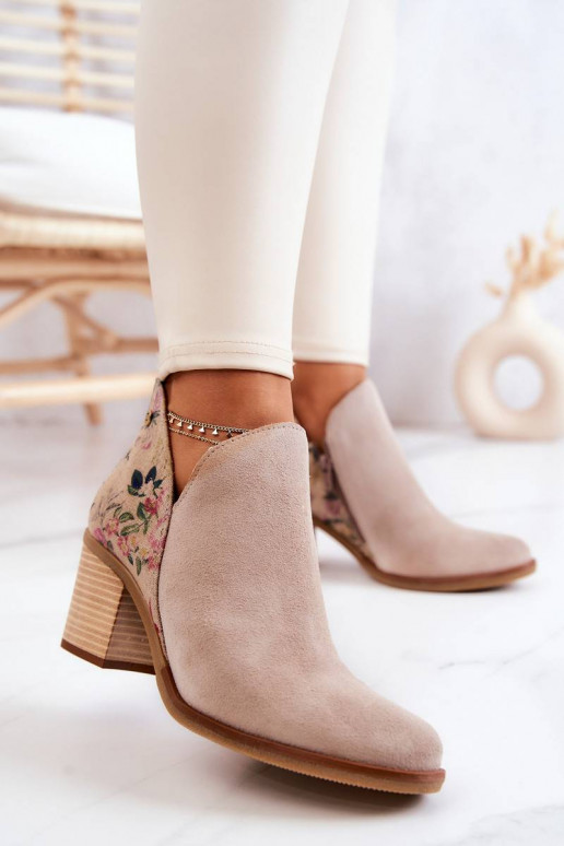 Moteriški aulinukai su kulniukais...