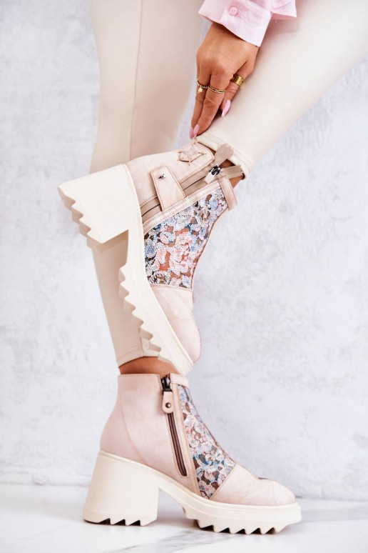 Aulinukai smėlio spalvos