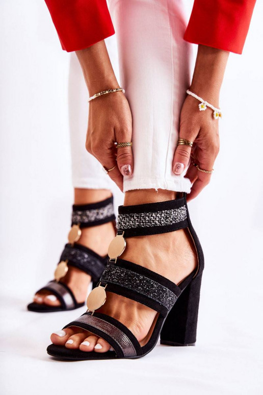 Moteriškos basutės su kulniukais...