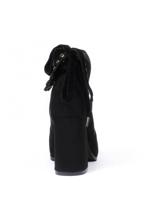 Juodi Seastar aulinukai M268B