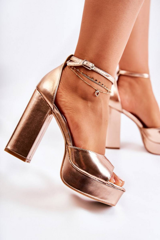 Madingos basutės aukštu kulnu rausvo...