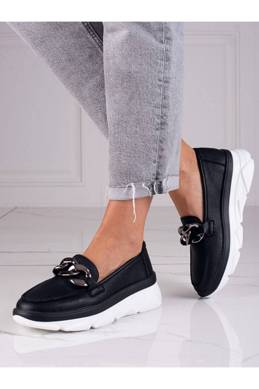 Pusbačiai juodos spalvos Vinceza