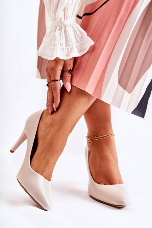 aukštakulniai bateliai pilkos spalvos...