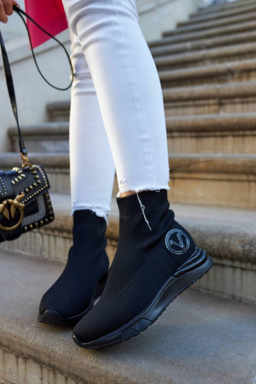 Juodos spalvos tekstiliniai...