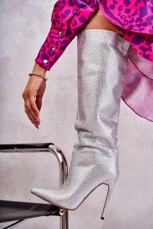 Ilgaauliai batai su plonais...