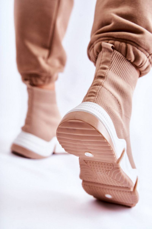 Sportiniai bateliai smėlio spalvos...