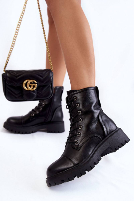 Moteriški pašiltinti kerziniai batai...