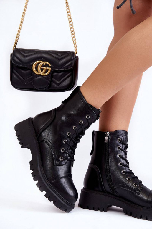 Moteriški pašiltinti kerziniai batai...