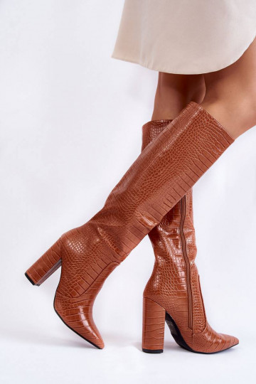 Moteriški ilgaauliai batai... 2