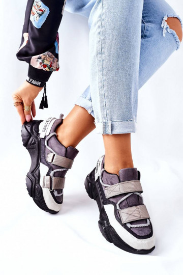 Juodos spalvos stilingi...