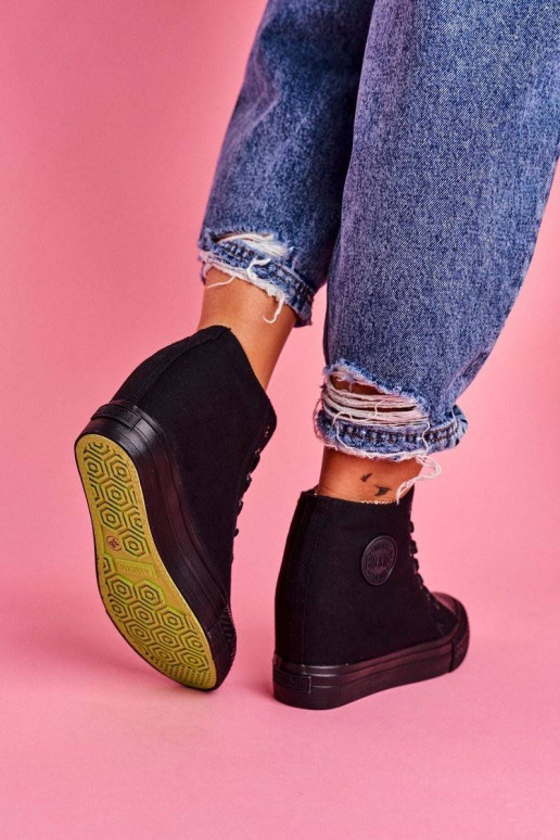 Juodos spalvos Sneakers modelio batai...