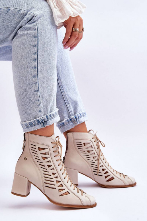 Išskirtinio modelio ažūriniai...