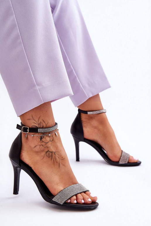 Bateliai su plonu kulniuku juodos...