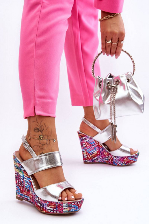 Basutės su platforma sidabro spalvos...