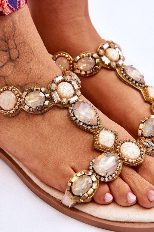 Lygiapadės basutės su akmenukų...