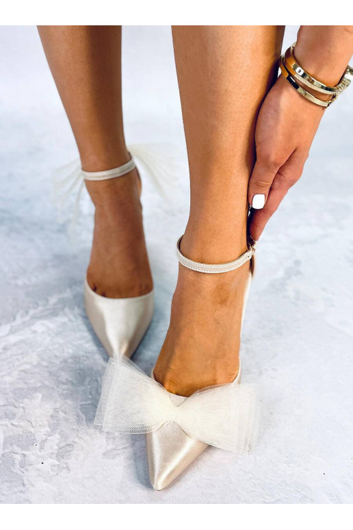 Aukštakulniai bateliai su tiulio...