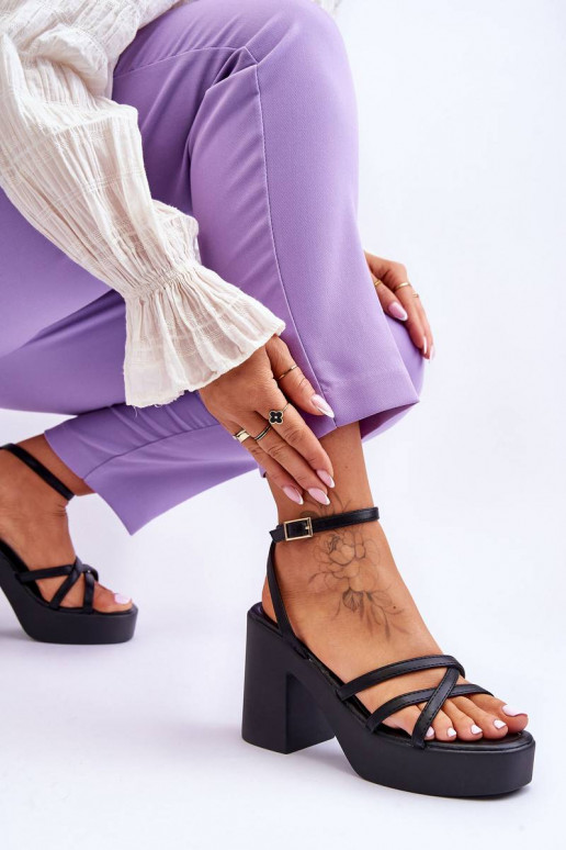 Stilingos aukštakulnės basutės su...