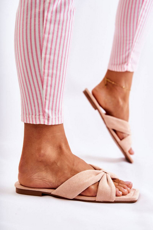 Šlepetės Šviesaus rausvo atspalvio...