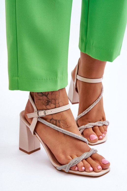 Moteriškos basutės su tviskančiomis...