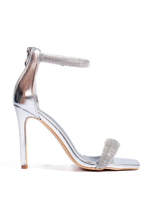 Elegantiško stiliaus aukštakulniai su...