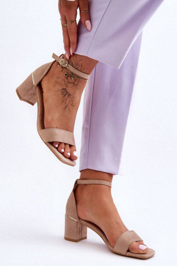 Smėlio spalvos bateliai... 2