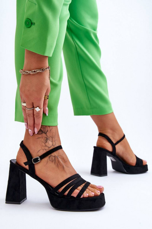 Elegantiški zomšiniai aukštakulniai...