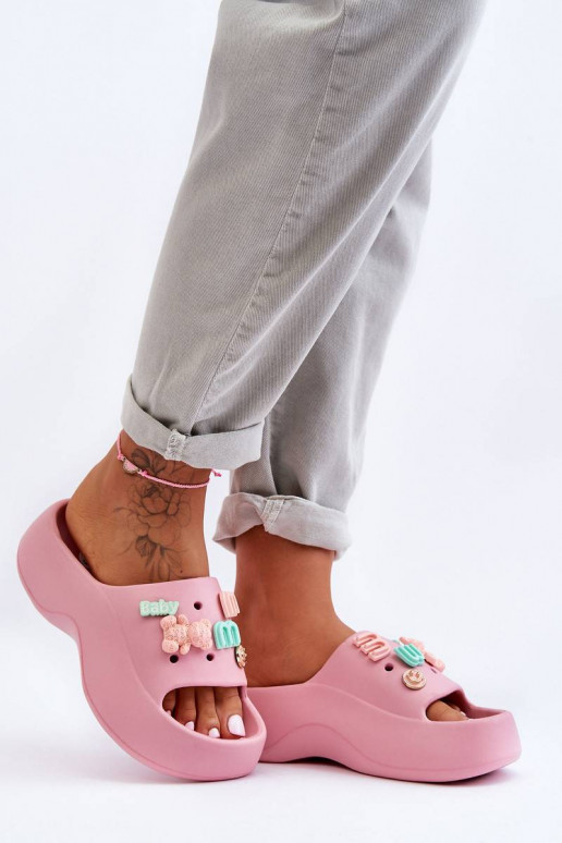 Lengvos šlepetės su gražiomis...