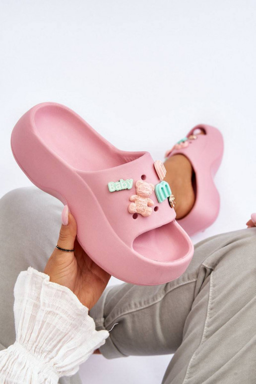 Lengvos šlepetės su gražiomis...