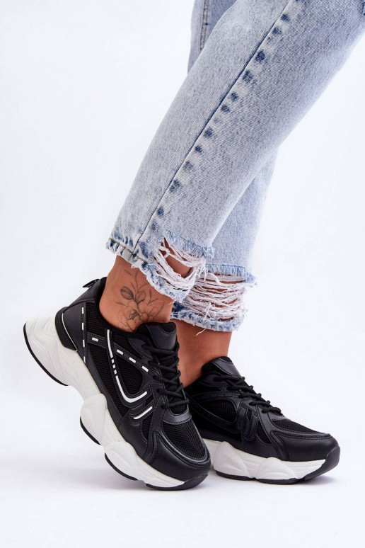 Moteriški sportbačiai juodos spalvos...