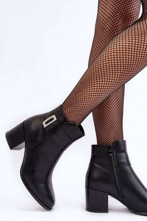 Aulinukai su aukštais kulnais juodos...