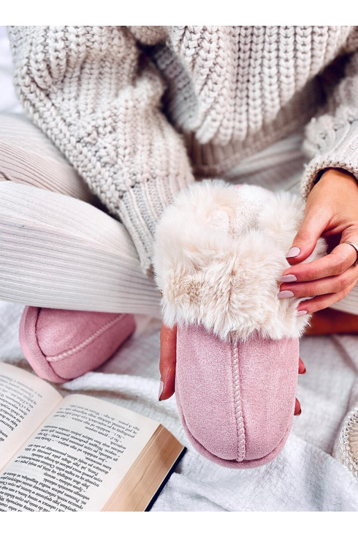 Šlepetės su kailiuku rožinės spalvos...