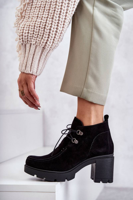 Zomšiniai aulinukai su dirželiais...