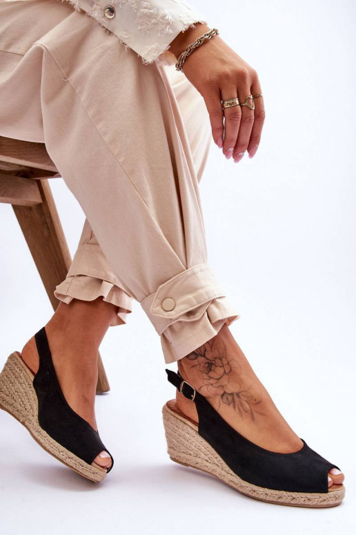 Zomšinės platforminės basutės juodos...