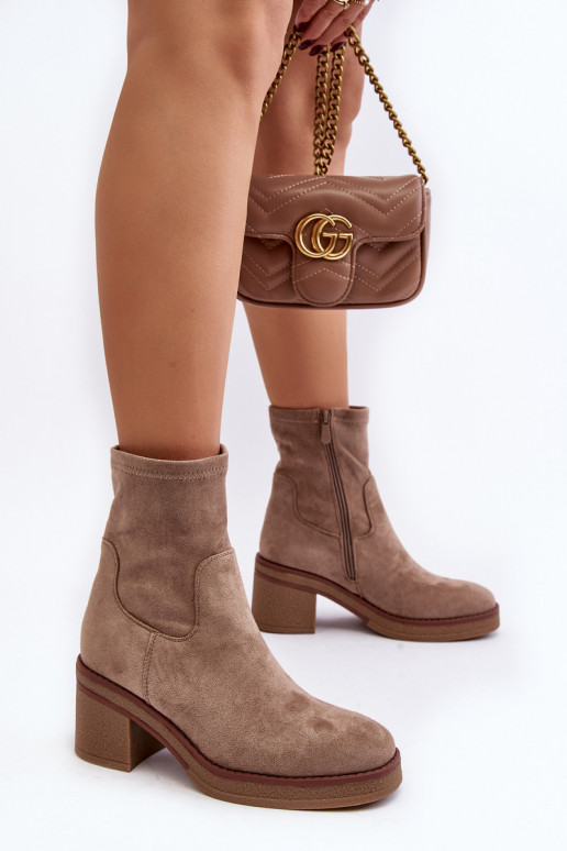 Aulinukai su kulniukais smėlio...