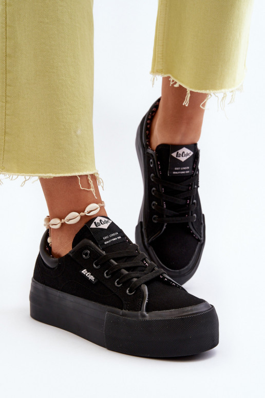 Laisvalaikio bateliai su platforma...