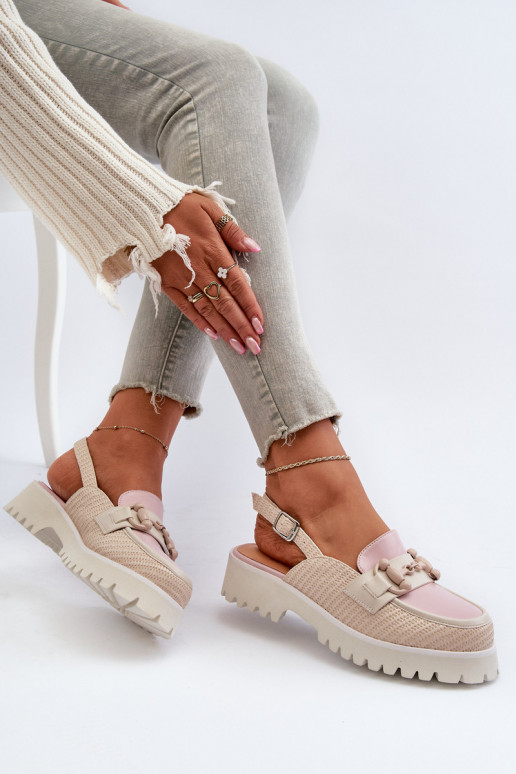 Moteriškos basutės su plačiais...