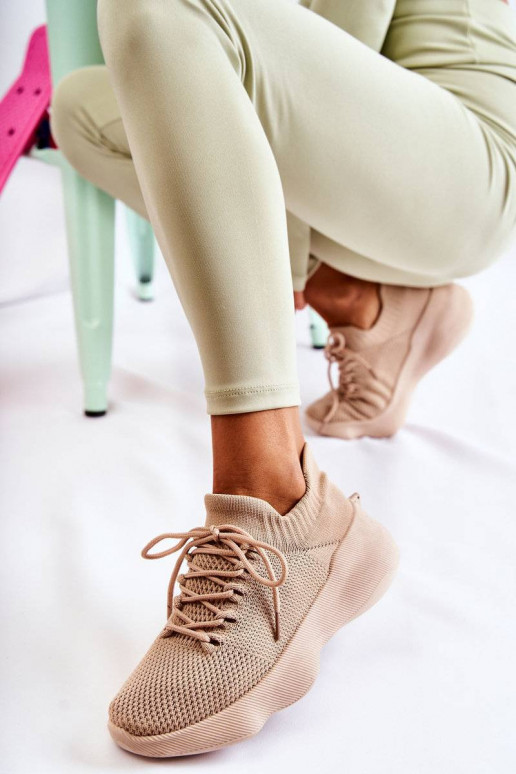 Įsispiriamo modelio sportiniai...