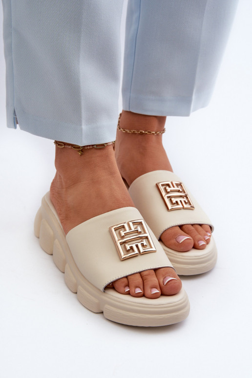 Odinės šlepetės su aukso spalvos...