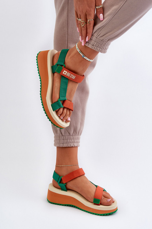 Moteriškos basutės su platforma...