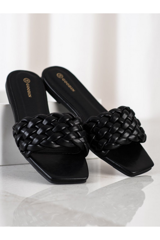 Šlepetės iš dirbtinės odos