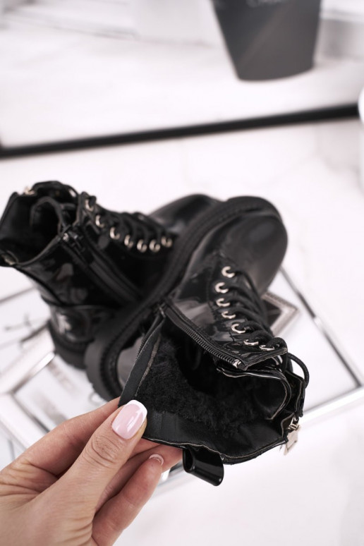 Juodos spalvos lakuotas moteriški...