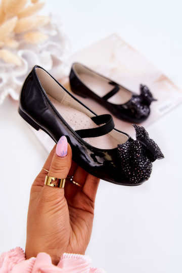 Bateliai su kaspinais,...